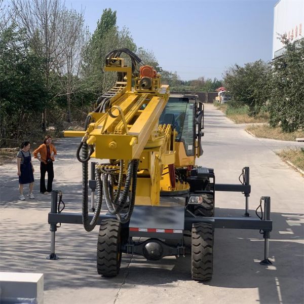 直銷750輪式隧道鉆機，專業(yè)隧道鉆機廠家